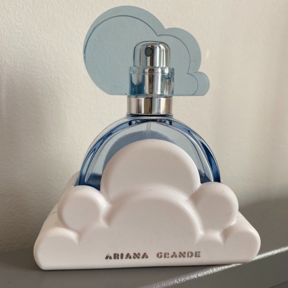Ariana Grande empty cloud bottle
